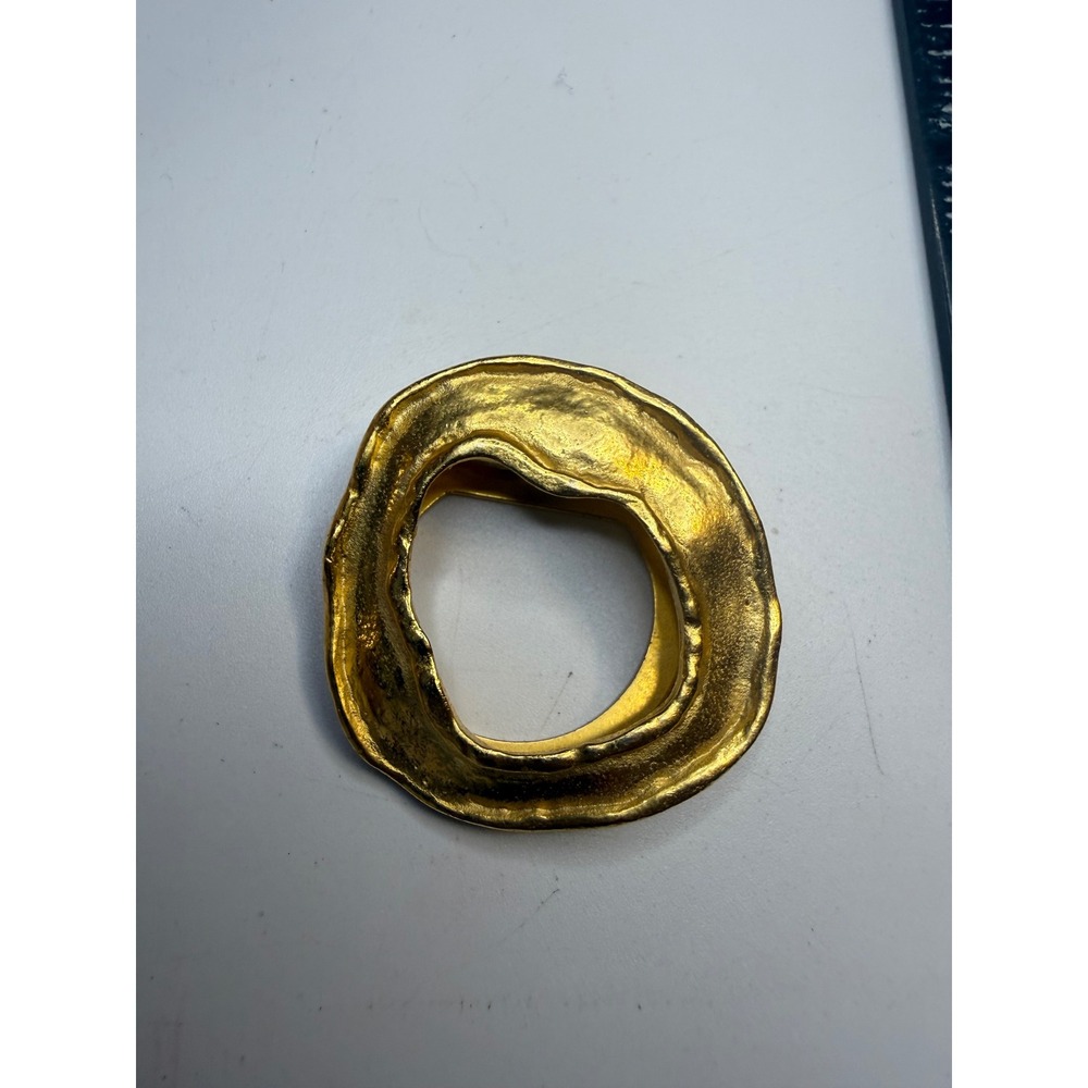 St John Gold Hammered Scarf Clip Organic Circle Logo Made in USA Accessory